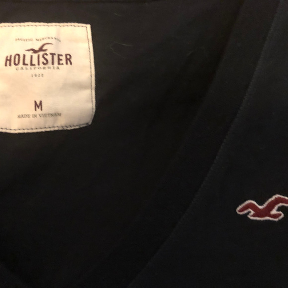 Hollister V Neck Tee, Dark Navy, Medium - Picture 2 of 3